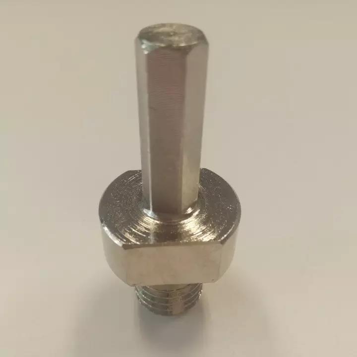 Adaptador de hilo a vástago hexadecimal para herramientas de alimentación de perforación de perforación de núcleo de diamante